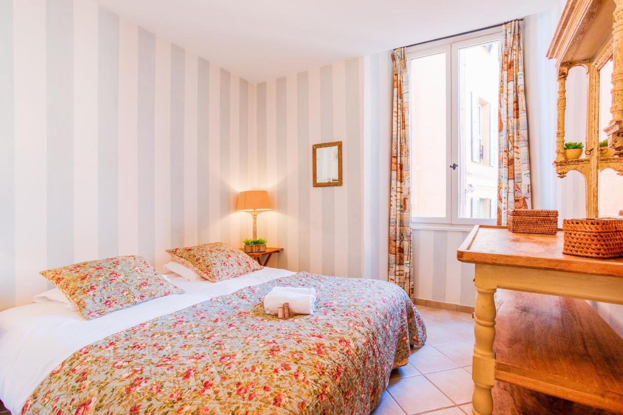 On Villefranche Bay - Ap3040 By Riviera Holiday Homes Eksteriør billede
